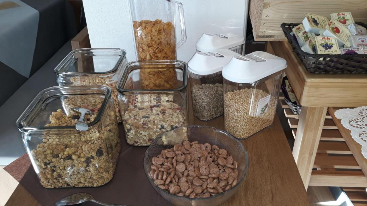 B&B Fruehlingsheim 라시네스 외부 사진