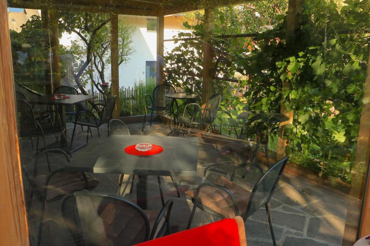 B&B Fruehlingsheim 라시네스 외부 사진